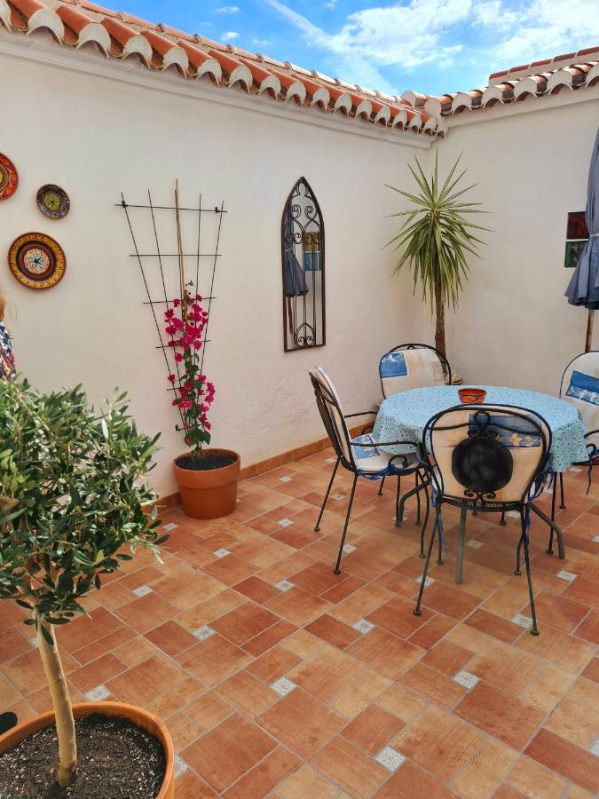 Lovely 2 Bed Apartment With Stunning Views & Pool Cómpeta Zewnętrze zdjęcie