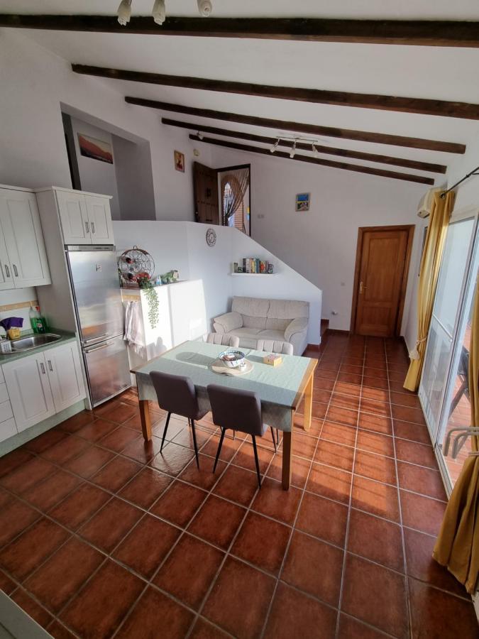 Lovely 2 Bed Apartment With Stunning Views & Pool Cómpeta Zewnętrze zdjęcie