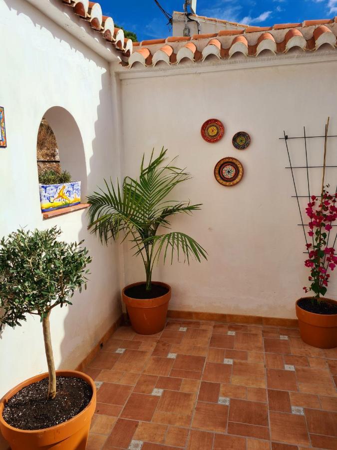 Lovely 2 Bed Apartment With Stunning Views & Pool Cómpeta Zewnętrze zdjęcie