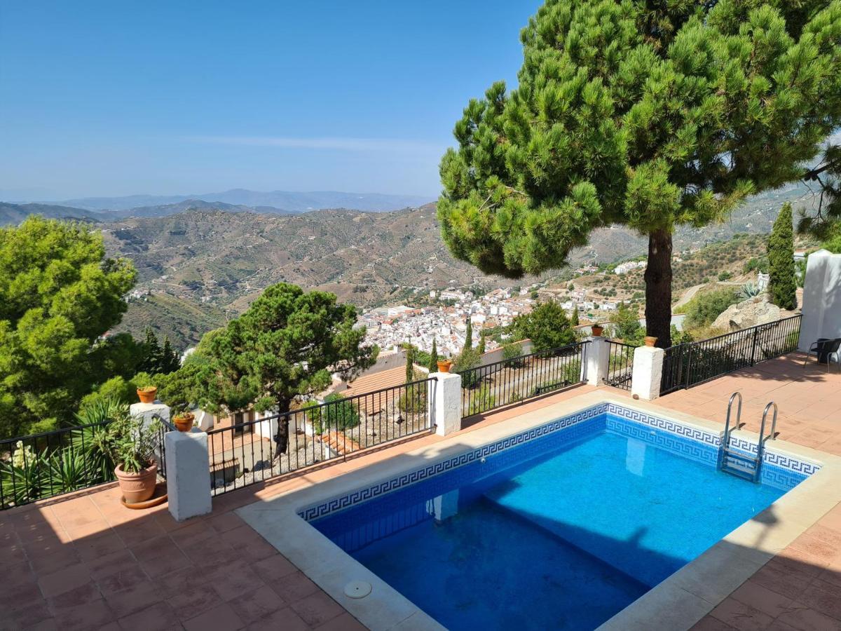 Lovely 2 Bed Apartment With Stunning Views & Pool Cómpeta Zewnętrze zdjęcie