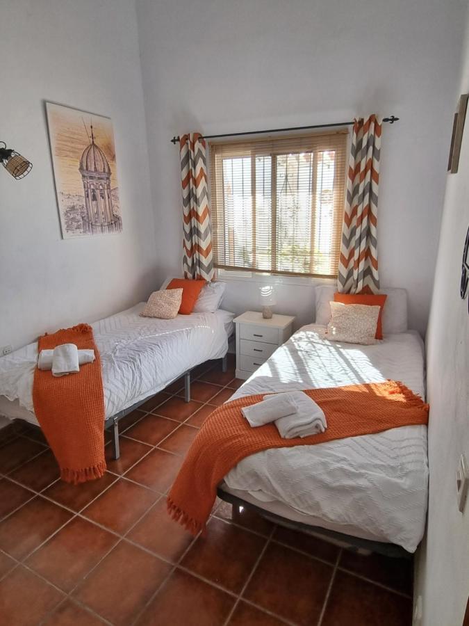 Lovely 2 Bed Apartment With Stunning Views & Pool Cómpeta Zewnętrze zdjęcie