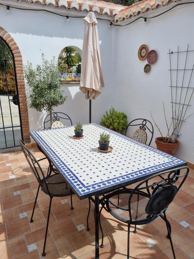 Lovely 2 Bed Apartment With Stunning Views & Pool Cómpeta Zewnętrze zdjęcie